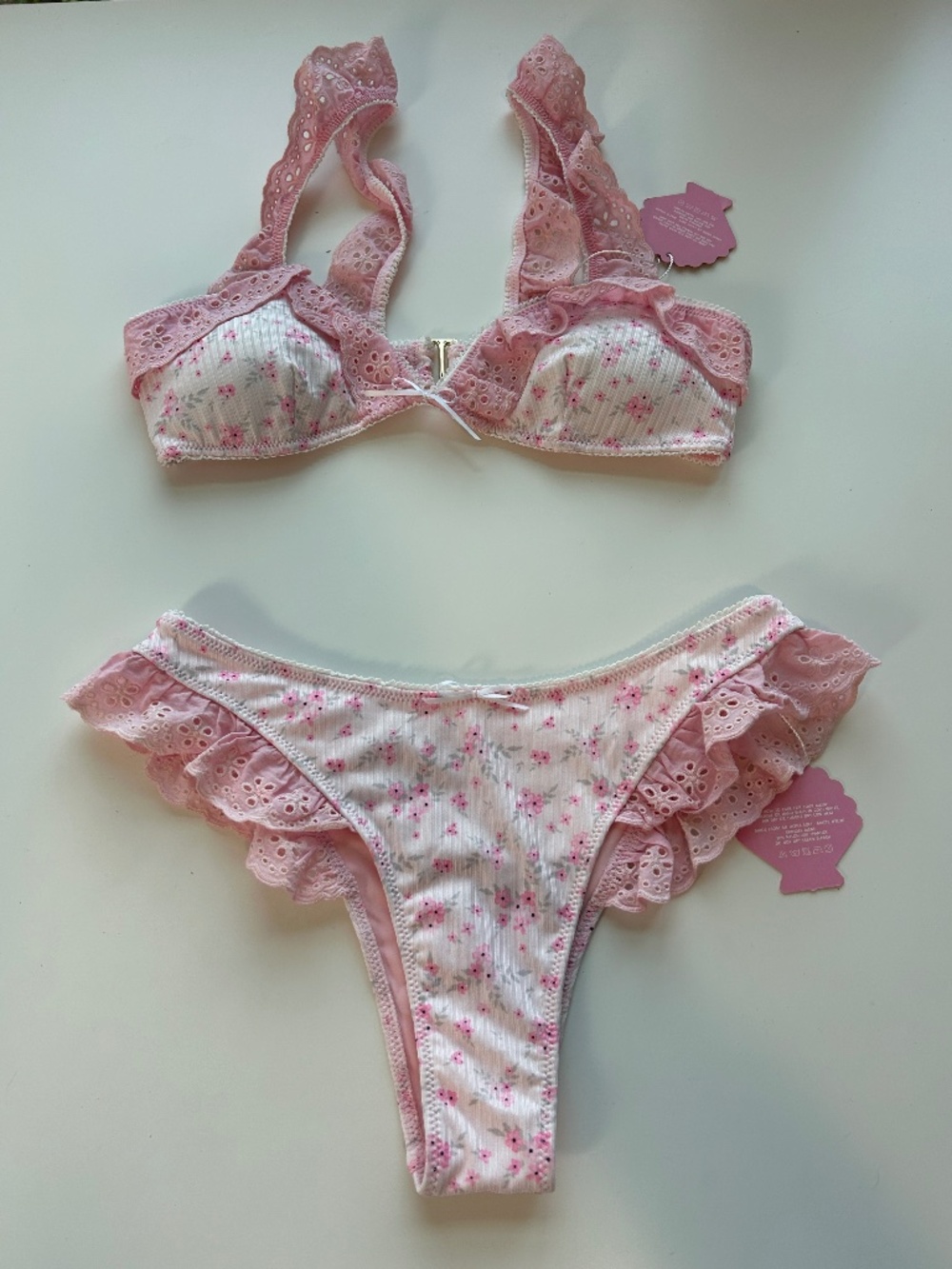 Rozave size S Floral swim top and bottoms pink floral lace feminine padded NEW
